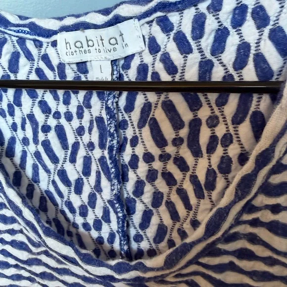 Habitat Blue and White Textured Top - Picture 4 of 6